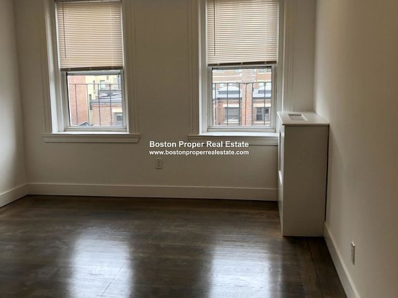 19 Queensberry St. #42 Boston - Fenway Unit Photo 3