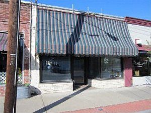 2nd image of 211 Hoffman St