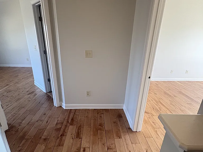 735 Tulip Grove Rd #303 — Photo 9