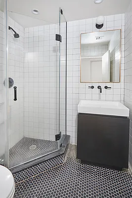 Rented by Compass | media 9