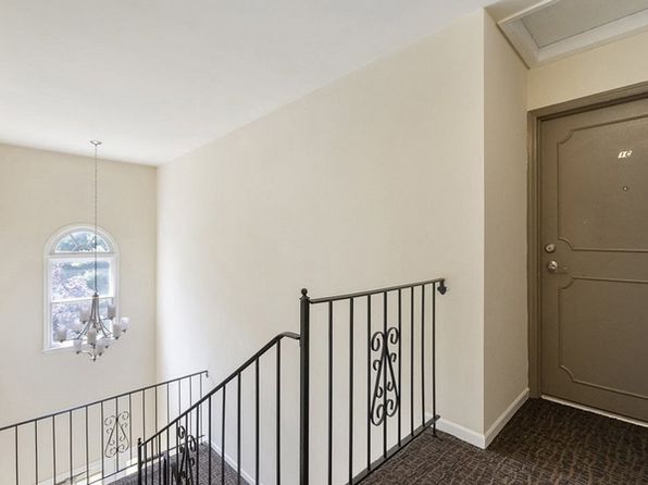 20 Charles St APT 3C