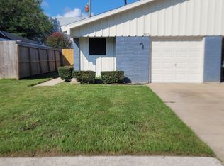 1813 Bahama Dr #1, Seabrook, TX 77586