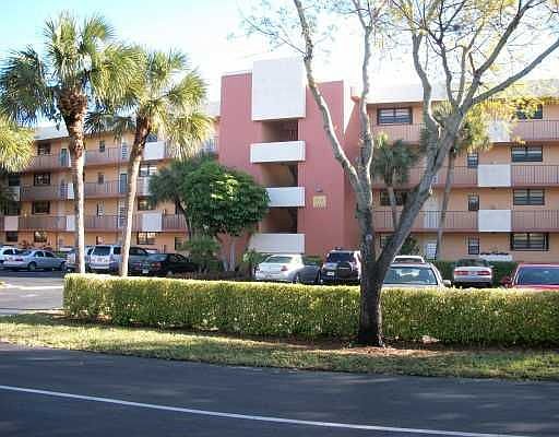 1st image of 2410 Country Club Blvd APT 207