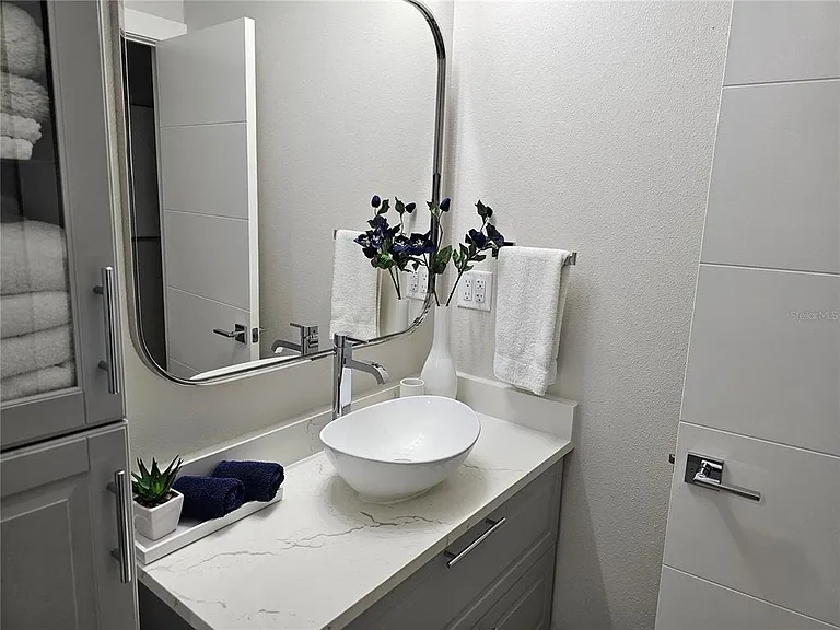 3503 Avenida Madera #B — Photo 30