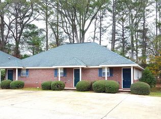 5276 Main St, Millbrook, AL 36054