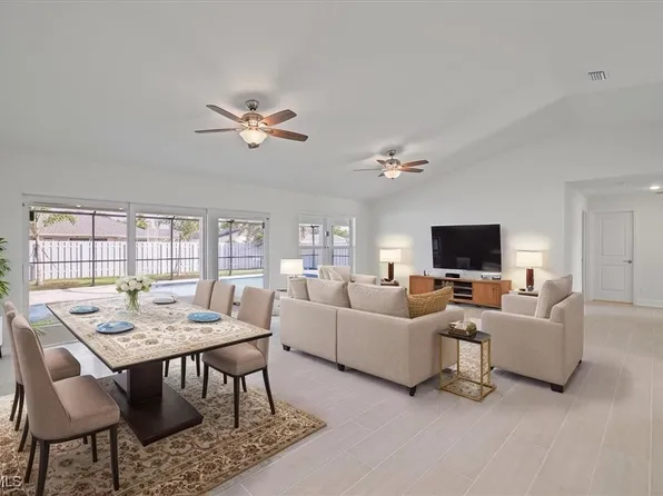 505 SW 25th Lane Cpe, Coral, FL 33914