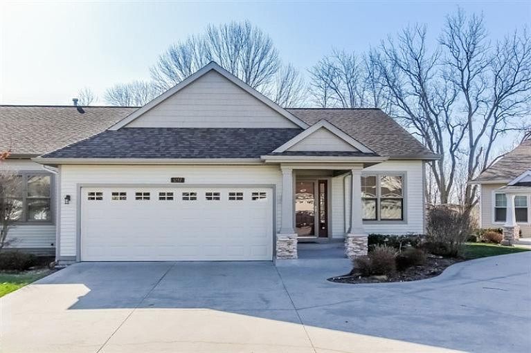 1st image of 1287 Prestwick Dr #114