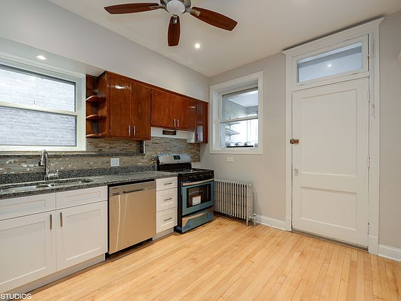 3rd image of 1412 W Olive Ave #1