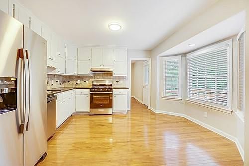 4th image of 248 Glenloch Ct