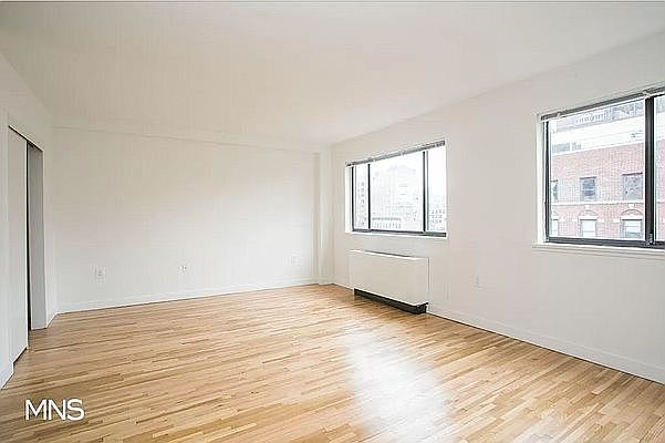 1st image of 337 W 30th St #9C