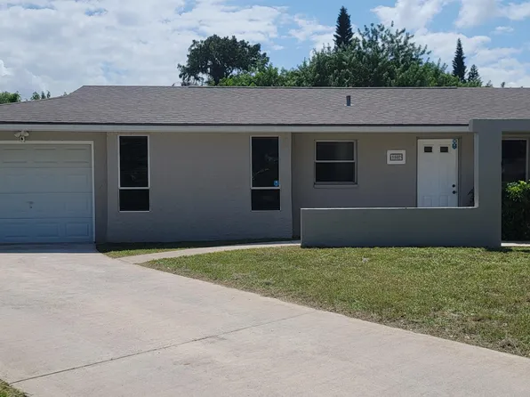 1502 SE Hearne Ct, Port Saint Lucie, FL 34952