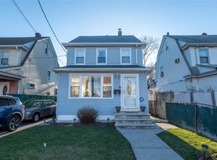 11066 199th St, Saint Albans, NY 11412