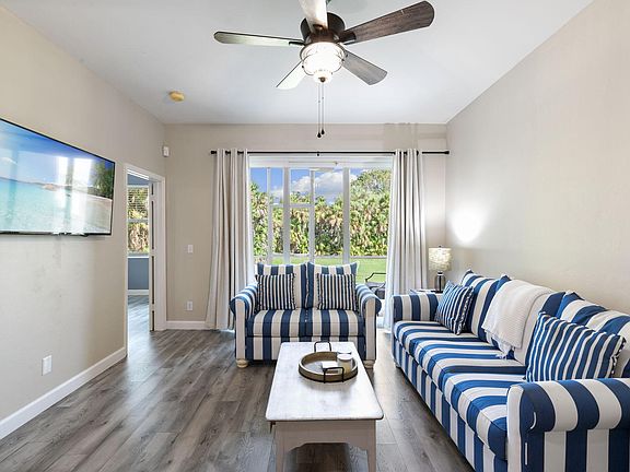 5th image of 462 Tallwood St Unit 101