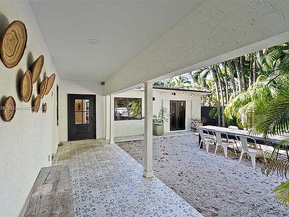 5th image of 4160 Ventura Ave
