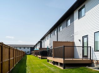 1650 Leila Ave #36, Winnipeg, MB R2P2E5