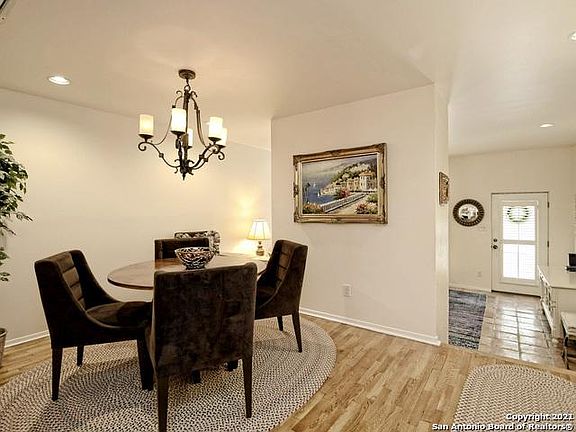 4th image of 115 Saint Dennis Ave #115