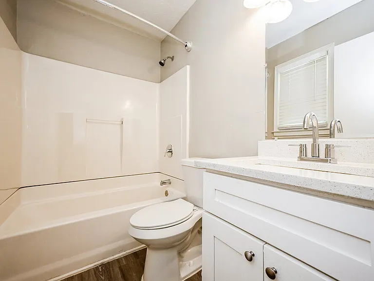 417 Willow Ct SE — Photo 10
