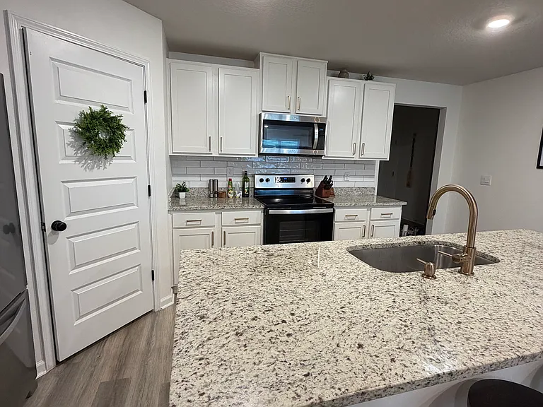 811 Otto Loop — Photo 13