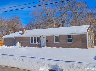 87 Park Avenue, Colchester, CT 06415