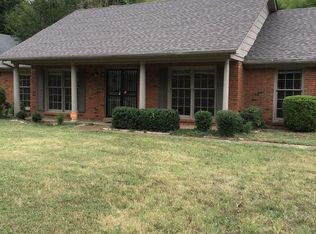 6202 Ridge Manor Dr, Memphis, TN 38115