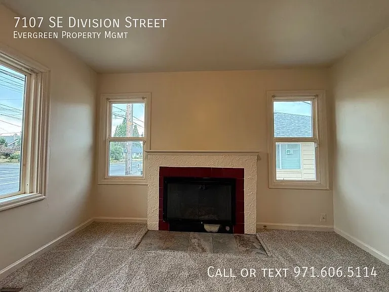 7107 SE Division St — Photo 6