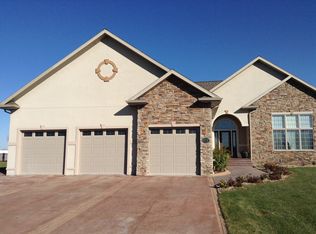 8353 S Sagebrush Rd, North Platte, NE 69101