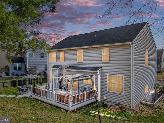 2nd image of 3 Canberra Ct