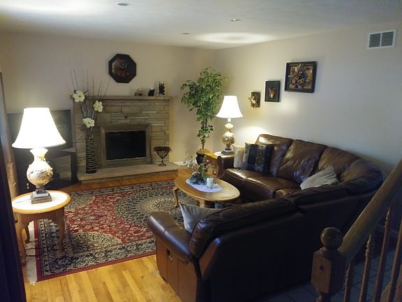 Living room, left of entry