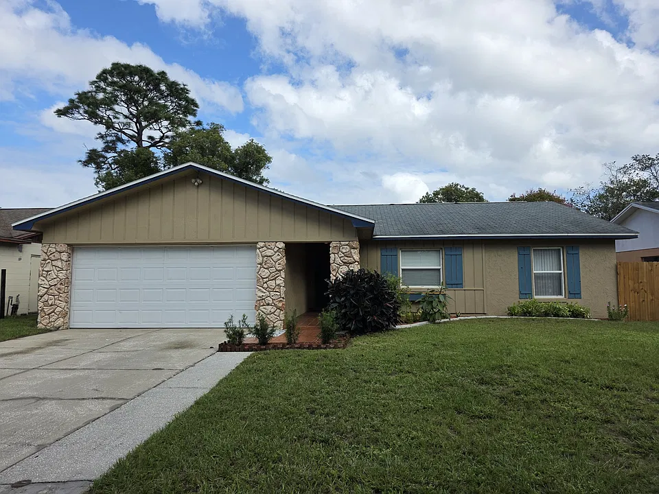 3153 Heartwood Ave