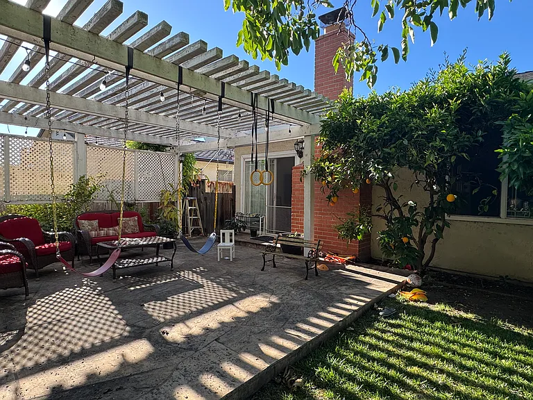 backyard outdoor patio pergola