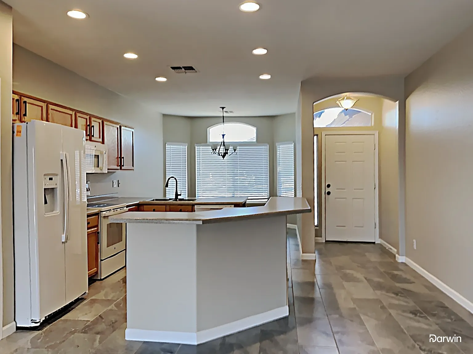 3 bed, 2.0 bath, 1524 sqft, $1,935 — Photo 2