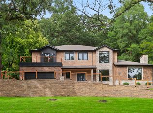 615 Harper Dr, Algonquin, IL 60102