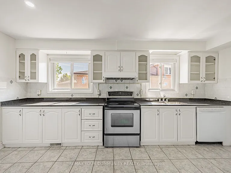 14 Roseville Dr — Photo 15