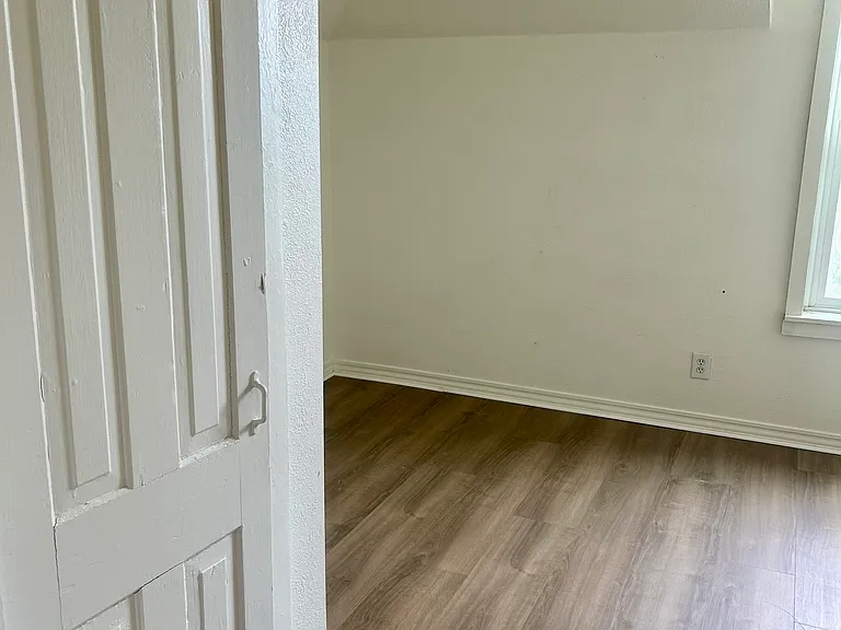 2203 W Mallon Ave #2 — Photo 11