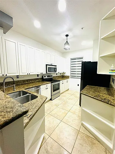12430 SW 50th St Photo 1