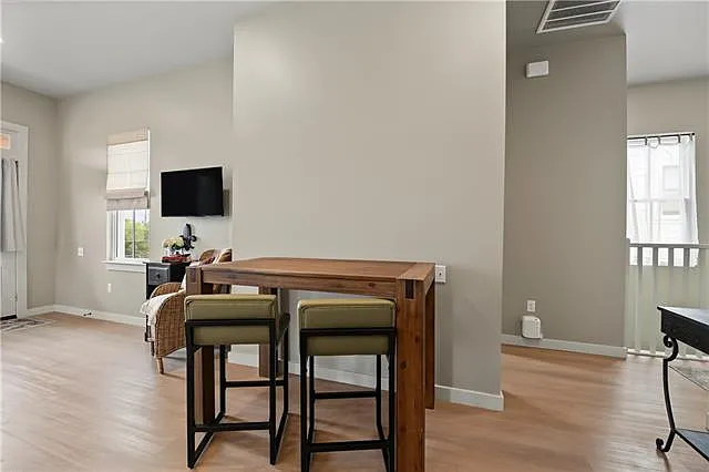 1222 Columbus St #B — Photo 10