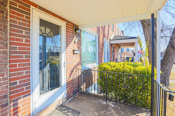 3 bed, 2.0 bath, $2,800 — Photo 2