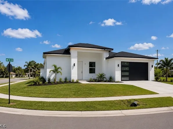 377 Kingston Dr E, Fort Myers, FL 33905