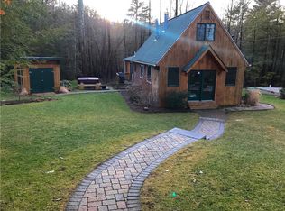 279 Lake Washington Dr, Glocester, RI 02814