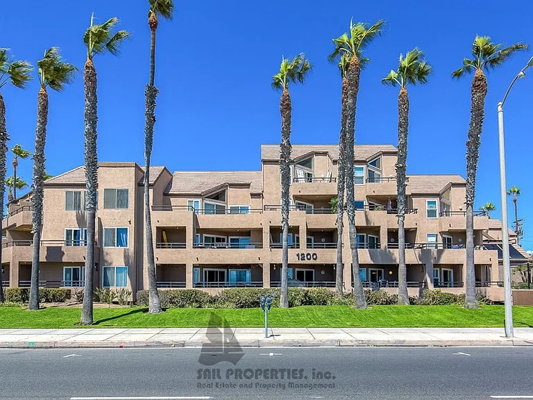 1200 Pacific Coast Hwy #327 — Photo 26