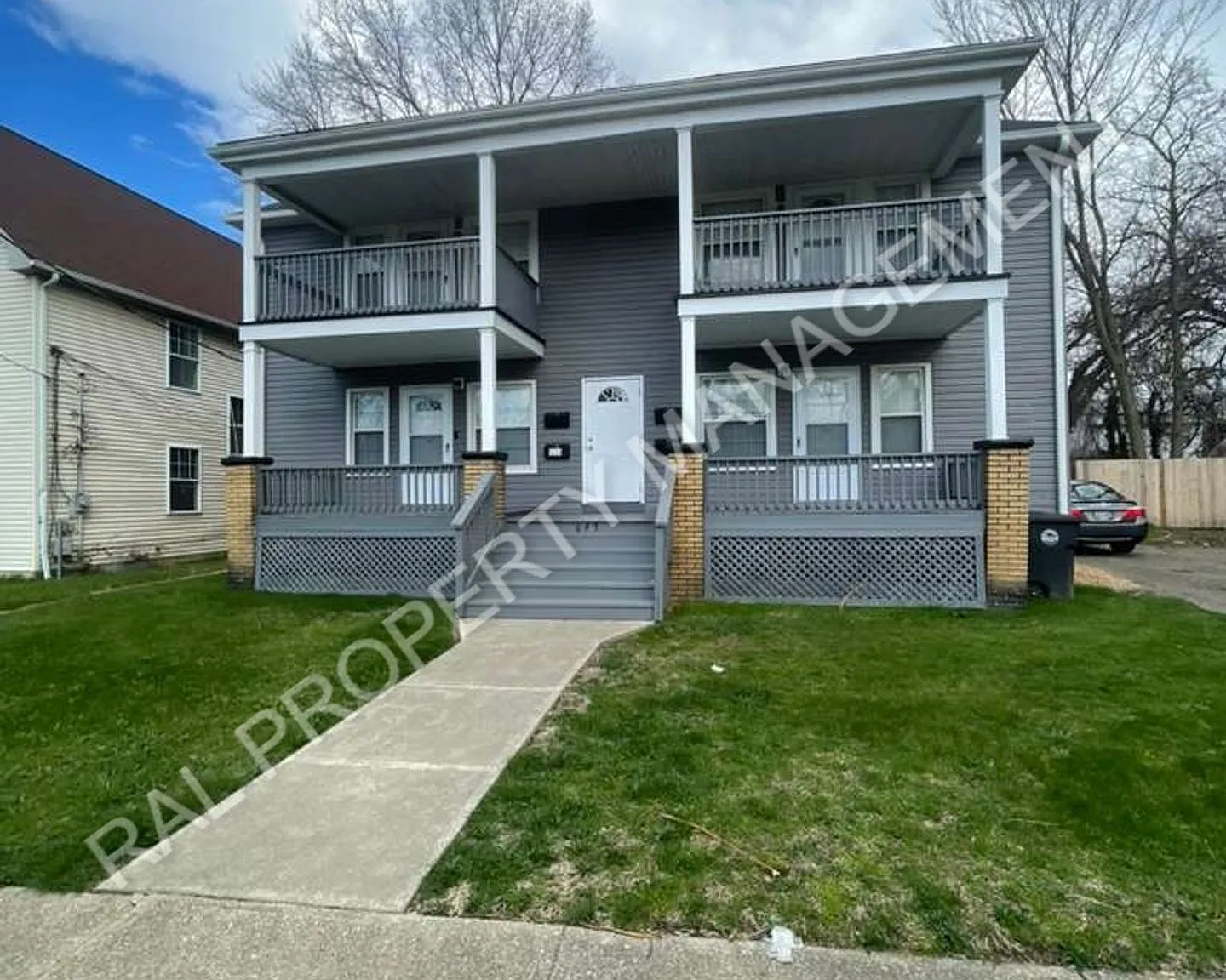 2 bed, 1.0 bath, 950 sqft, $1,030 — Photo 2