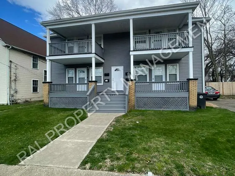 647 Eddy Rd — Photo 1