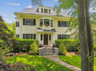 23 Roosevelt Rd, Maplewood, NJ 07040