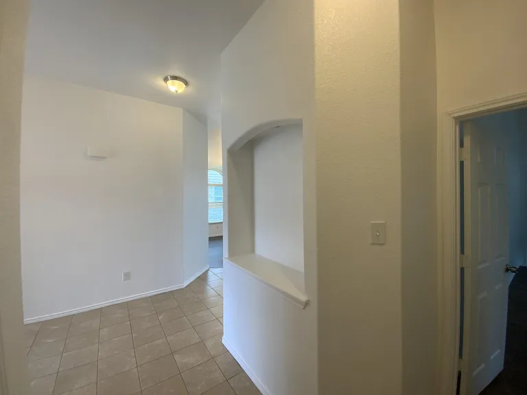 6709 Mustang Creek Rd — Photo 5