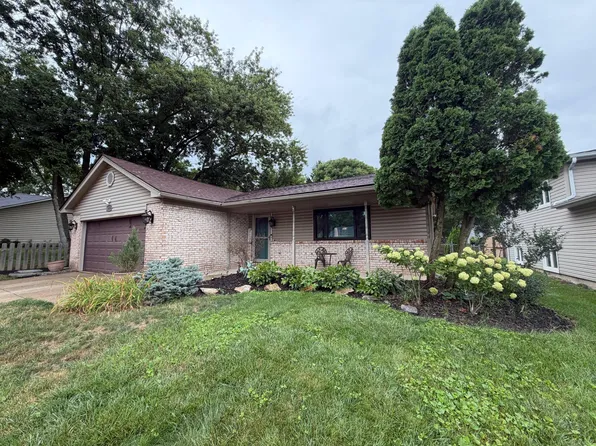 1938 Hamrock Dr, Powell, OH 43065