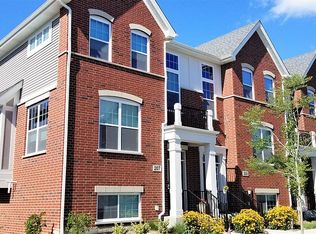 207 Capulina Ct, Morton Grove, IL 60053
