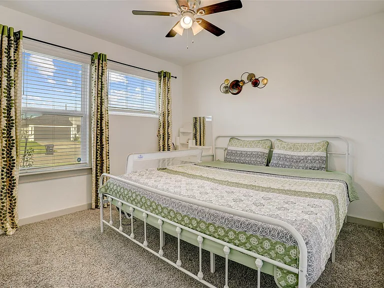 7926 Murciana Dr — Photo 18