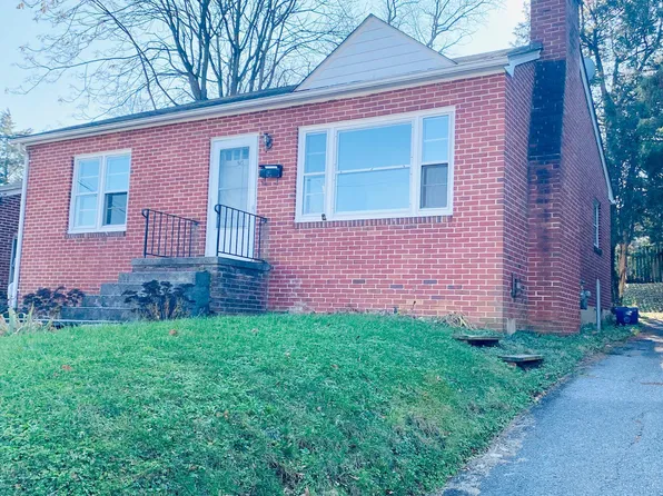 513 W Cork St, Winchester, VA 22601