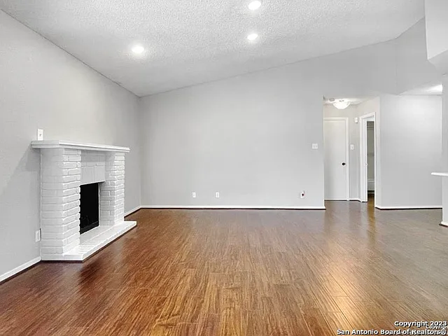 11520 Huebner Rd #108 — Photo 10