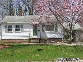 1st image of 1221 Grant Dr